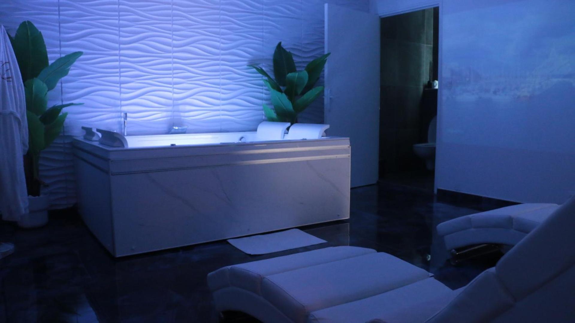 Dima Suite Jacuzzi Privatif Vedène Eksteriør bilde